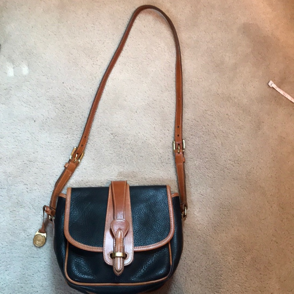 Gorgeous Vintage Dooney and Bourke Handbag Purse
